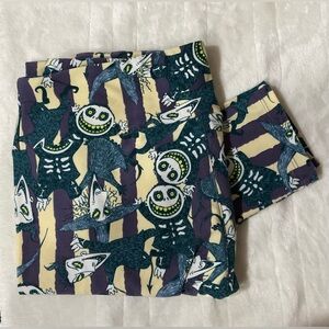 LuLaRoe Tall and Curvy Disney Night Before Christmas Leggings